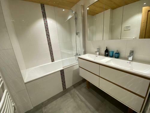 Azal�e, Chalet de Luxe - Propri�t�s Mont Amour