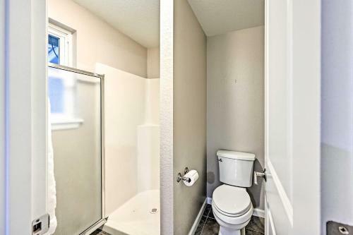 Lively Seattle Area Abode Near Parks And Golf