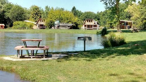 Lodge Cabanes De Moon
