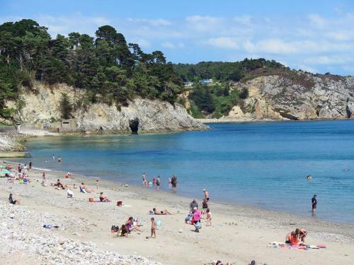 Holiday Home Les Embruns - Czn111