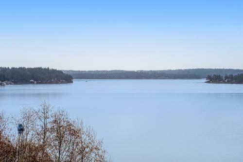 Inlet Elegance
