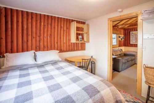 Half Pipe Hideaway