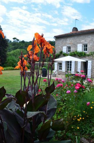 Bed & Breakfast Escales Des 2 Eaux - Source