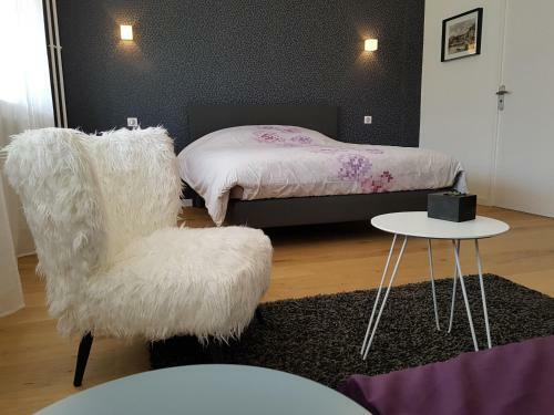 Bed & Breakfast La Belle Jaune - Chambre D'h�te