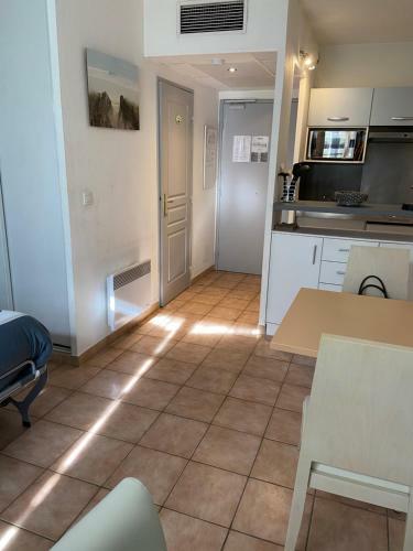 Apartamento Studio Meubl�