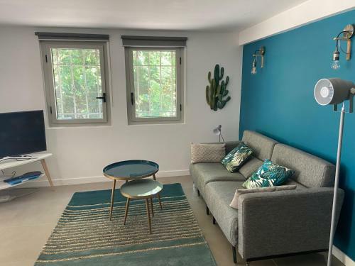 Hostal La Ch�naie