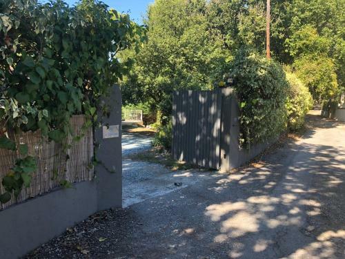 Hostal La Ch�naie