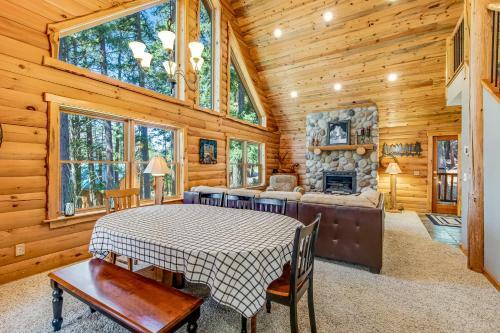 Highland Lodge
