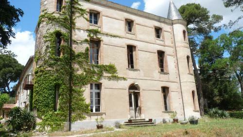 Hostal Chateau La Bouriette