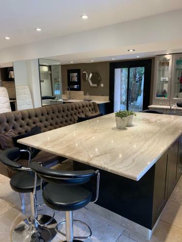 Villa Spacieuse � Mougins - 10 Min de Cannes