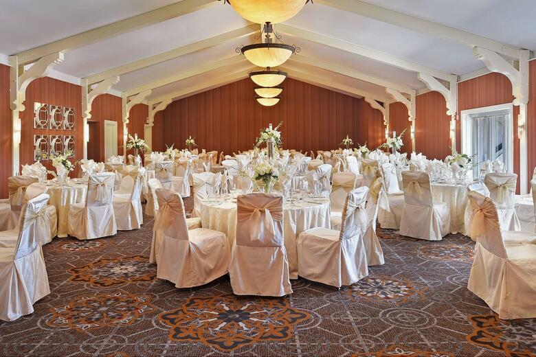 Hotel Sheraton Westport Lakeside Chalet
