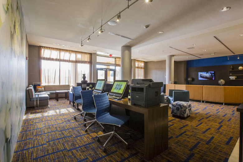 Hotel Courtyard By Marriott Jackson Airport/pearl