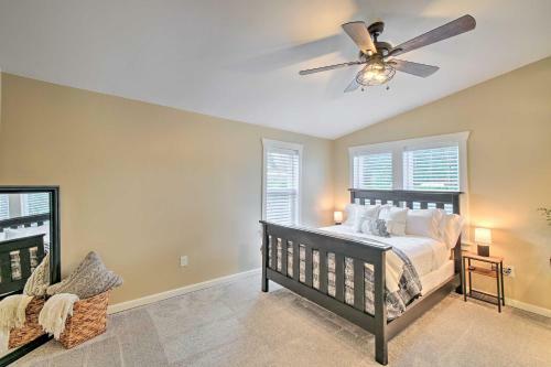 Lovely Snoqualmie Falls Home With Mountain View