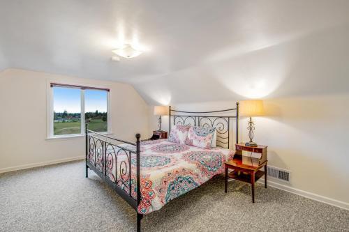 French Country Charm In Sequim