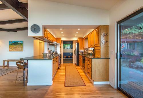 Eye On The Gorge Home