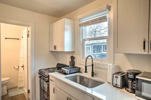 Apartamento Modern-chic Studio About 1 Mile To Dtwn Spokane!