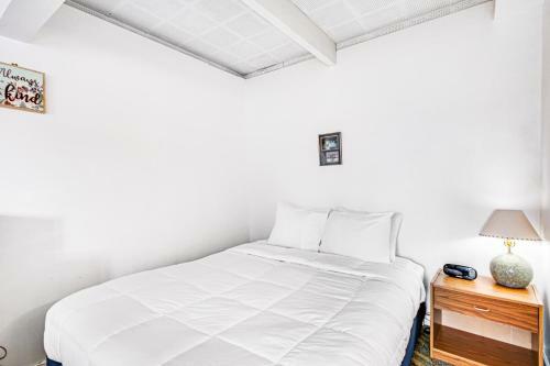 Pacific Motel