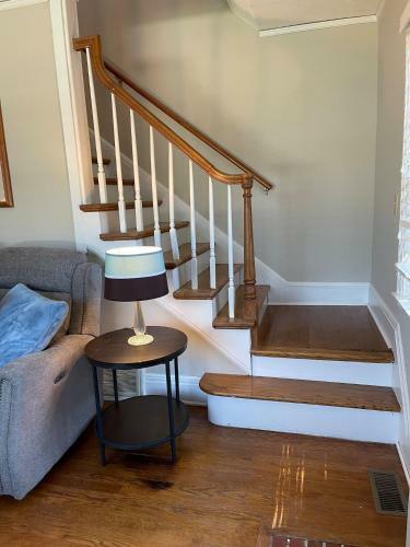 Quaint, Comfy, Close & Convenient