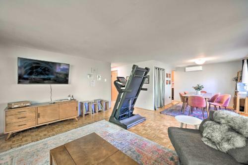 Pet-friendly W Seattle Oasis With Lush Yard!