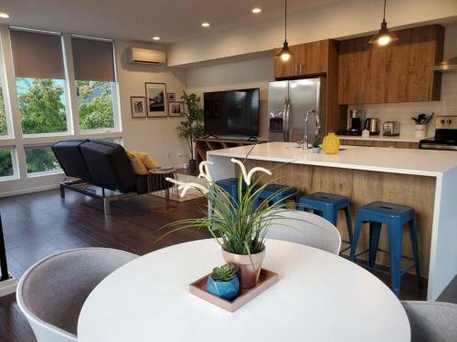 Apartamento Casper King Bed W/private Office & Rooftop Deck