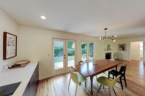 Modern Hideaway