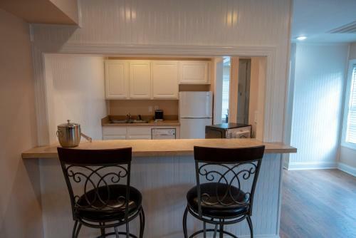 Apartamento Howard's Creek Inn