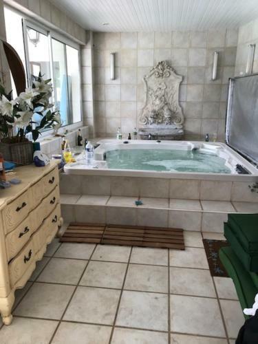 Grande Villa D'exception En Normandie Tennis, Piscine