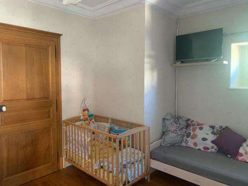 Bed & Breakfast Chambres D'h�tes Dans Une Maison de Caract�re