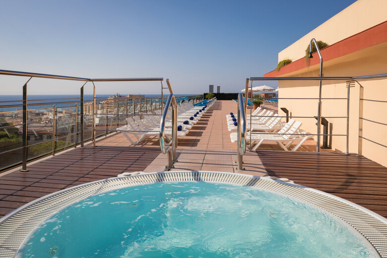 Hotel H Top Jadhe