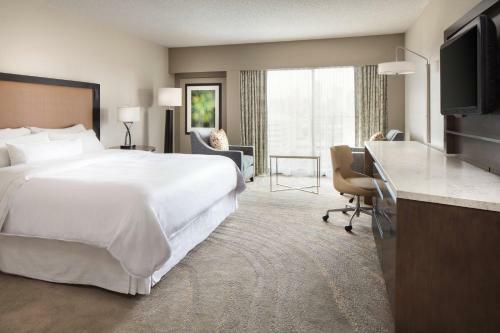 The Westin Crown Center Hotel