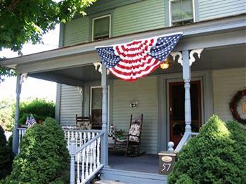 Black Lantern B&B