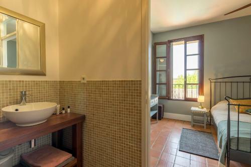 Bed & Breakfast Maison Dix Chambres D'h�tes