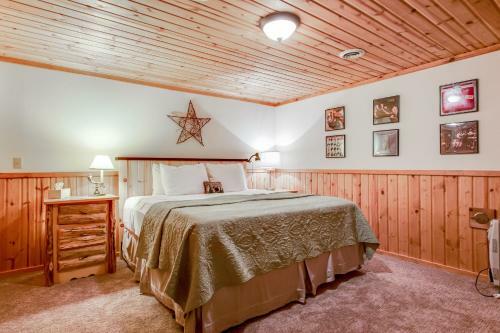 Cranberry Cove Lodge
