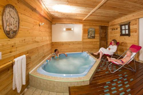 Hotel Le Chalet D'en H�