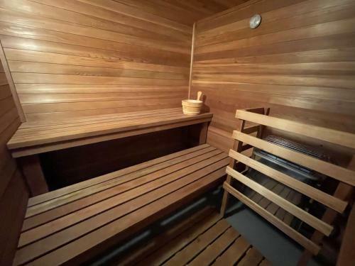 The Penokee Post - Fireplace, Sauna, Welcoming