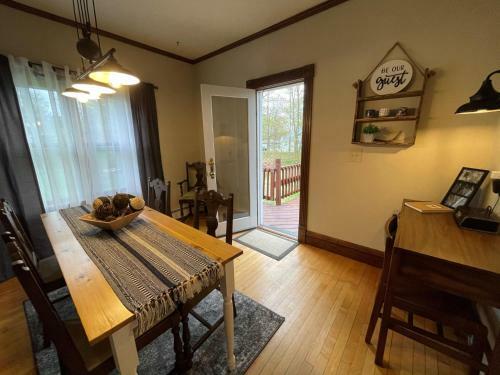 The Penokee Post - Fireplace, Sauna, Welcoming