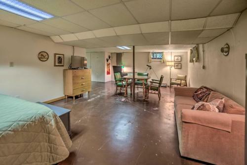 Riverfront Oconto Escape With Fire Pit And Yard!