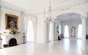 Hotel Nottoway Plantation And Resort