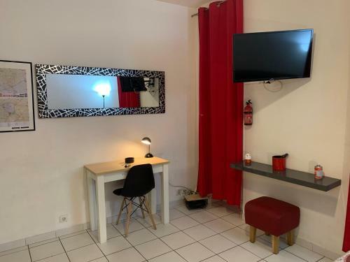 Apartamento Studio Triangle Ar�ne Gare Maison Carr�e Placette