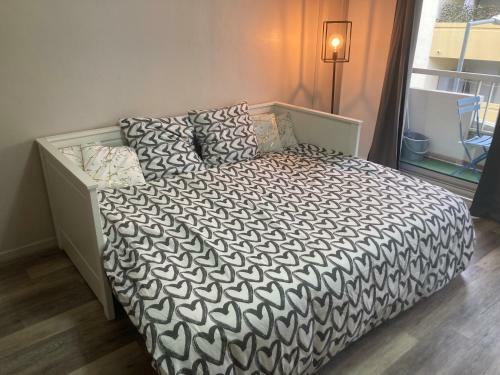Apartamento N�mes : Agr�able Studio + Parking