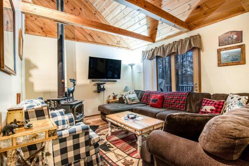 Looney Bin Cabin