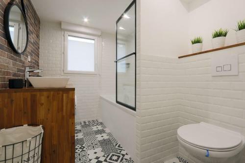 Modern And Bright Apartment Near Tours
