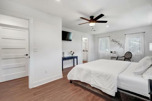 Villa Cedar Point Retreat