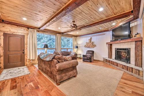 Alpine Home With Grill Less Than 2 Mi To Greys River!