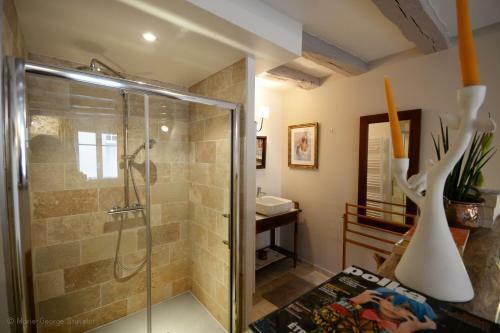 Hostal Le Gratin Mondain