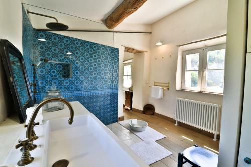 La Maison Long