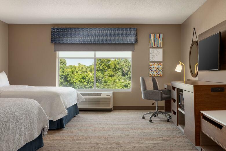 Hotel Hampton Inn St. Louis-columbia