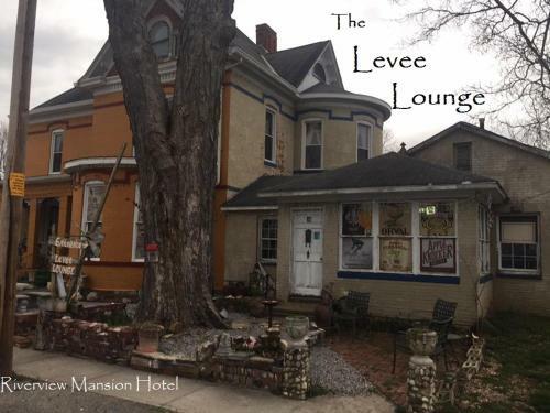 Posada Riverview Mansion Hotel