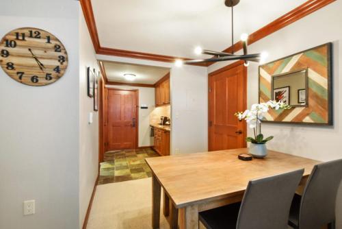 Resort At Squaw Creek #241