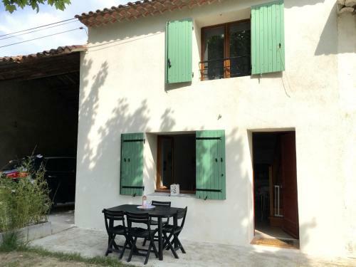 G�te Des Deux Platanes